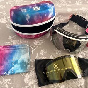 Blenders Eyewear Ski Goggles Set